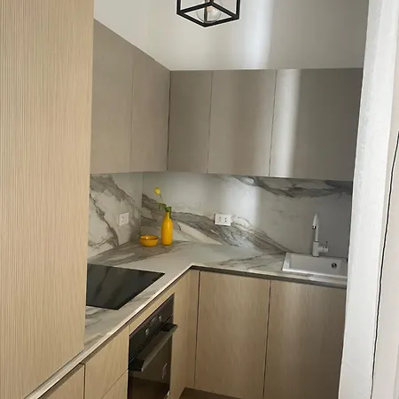 Paolo's Boutique Near Borghese *