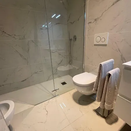 Paolo's Boutique Near Borghese * 罗马